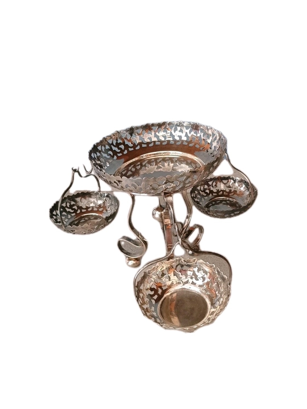 Vtg Epergne Silverplate Center Bowl W/ 3 Hanging Baskets 70-80's Fruit Flowers